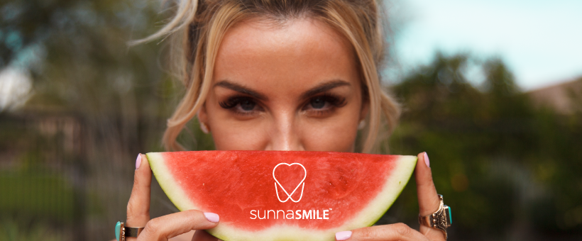 Vanity Vault - 5 Awesome Reasons to Whiten Your Teeth This Month - Cover